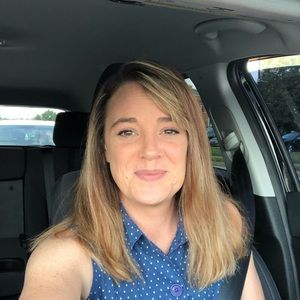 Meet your Posher, Carrie